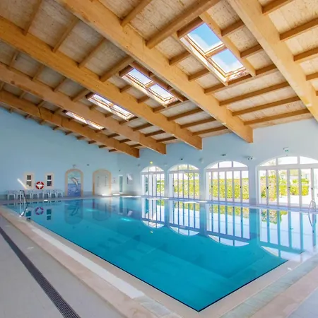 Oasis Diamond - Com Jacuzzi Em