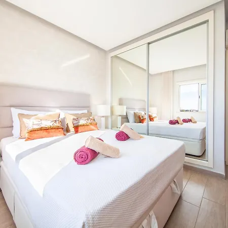 Oasis Diamond - Com Jacuzzi Em Lägenhet Portimão